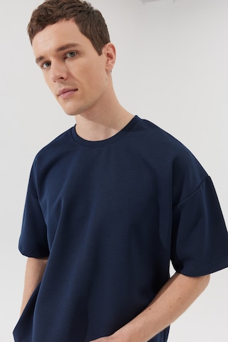 AC&Co / Altınyıldız Classics Erkek Lacivert Oversize Fit Bol Kesim Bisiklet Yaka Kısa Kollu Sweatshirt Tişört 4A5222200206LACL Lacivert