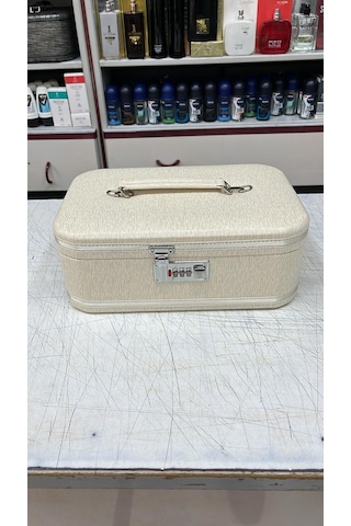 Flormar Pretty Şiferli Kutuda Makyaj Seti 16'lı