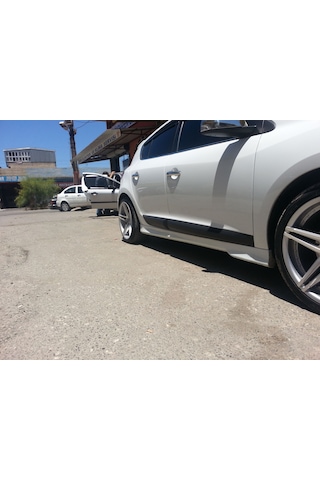Renault Megane Uyumlu 3 Marşpiyel 2 Parça Fiber 2008 Ve Sonrası