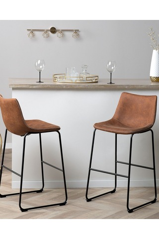 Beliani Belıanı Franks 2 Li Retro Bar Sandalyesi Seti, 72 Cm Oturma Yüksekliği, Kavisli Sırtlık Kahverengi