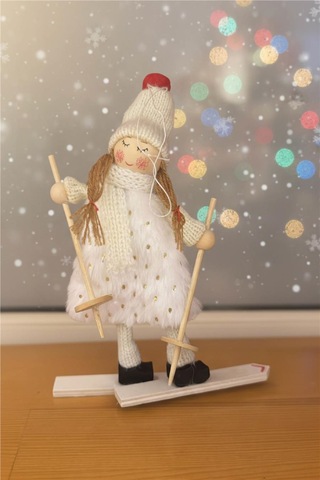Yılbaşı Ağaç Süsü Kayaklı Noel Figürü