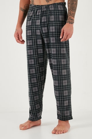 Buratti Kareli Yumuşak Dokulu Regular Fit Uzun Kollu Erkek Pijama Takımı 609611060 Gri