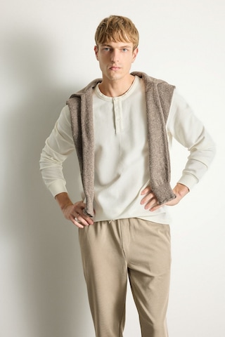 Defacto Regular Fit Waffle Dokulu Henley Yaka Uzun Kollu Basic Tişört I2067ax26auer105 Ekru-er105