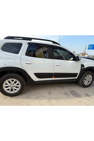 Dacia Duster 2018-2023 Model Arası Yan Kapı Koruması Yazılı