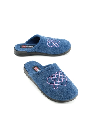 Gezer Kadın Kışlık Keçe Nakışlı Kalp Tasarım Ev Bahçe Terlik Gt1kzm.16089.00.013.0c Lacivert