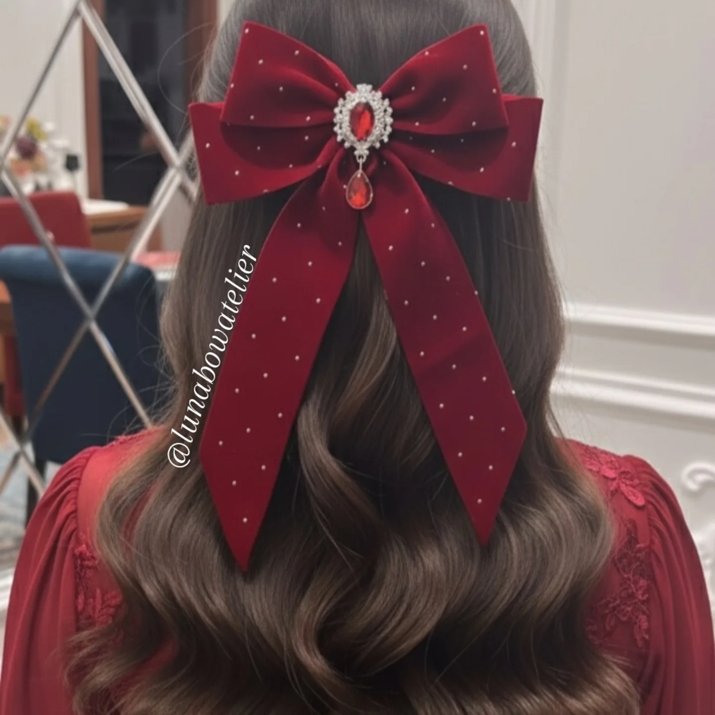 Red Velvet Queen Fiyonk Toka Kırmızı