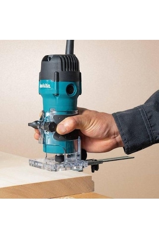 Makita 3711 Elektrikli Formika Traşlama Makinesi