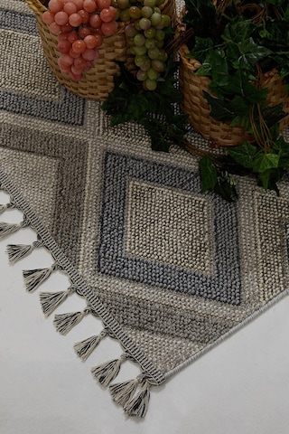Çam Halı Enti Halı Bukle 1402 Gri İskandinav Desenli Makine Halısı