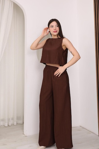 Famoda Kahverengi Sırtı Çapraz Bağcıklı Crop Bluz & Yüksek Bel Palazzo Pantolon Alt Üst Takım