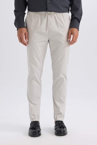 DeFacto %100 Pamuk Yazlık Jogger Chino Pantolon Beli Bağcıklı Cepli Düz Paça Z9933AZ25SPGR94