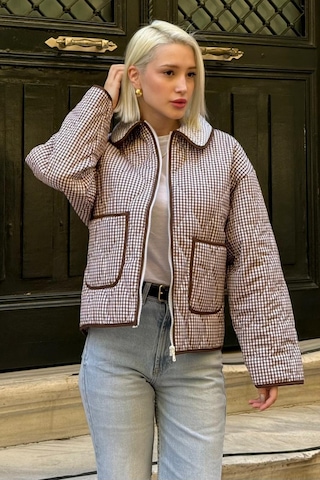 Kahverengi Pötikareli Cepli Kadın Mont Mg2488 Kahverengi