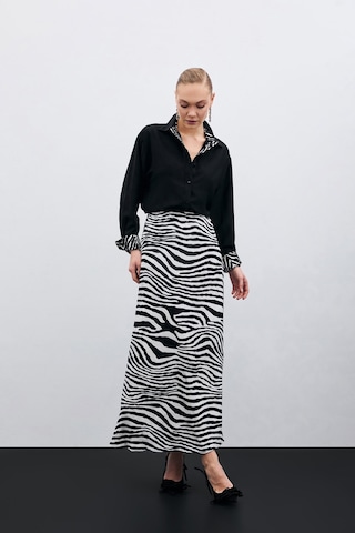 Sateen Zebra Desen Etek - Siyah-135451 Siyah
