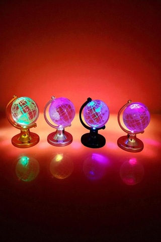 Mini Işıklı Kristal Dünya