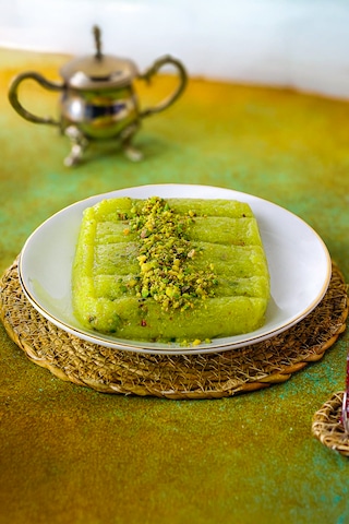 Antep Fıstıklı Fırınlanmamış Peynir Helvası 1kg