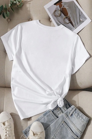 Kadın Pamuklu Ön Baskılı Papatya Kelebek Tasarım Tshirt Beyaz
