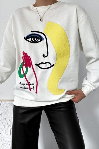 Femelle Ekru Kalın Içi Polarlı Nakış Işlemeli Kabartmalı Oversize Sweatshirt