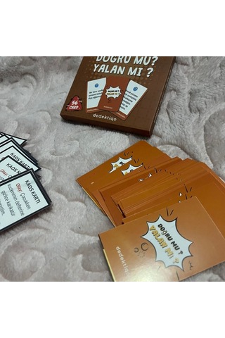 Doğru Mu Yalan Mı Eğlenceli Sohbet Ve Tahmin Kart Oyunu Arkadaşlar Ve Aile İçin Parti Oyunu