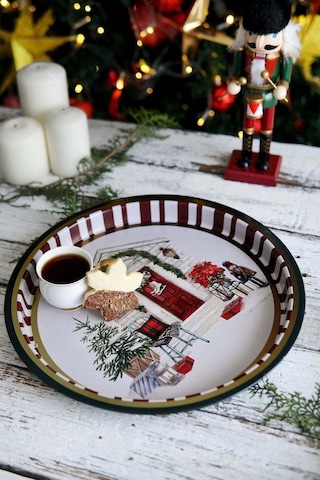 Edinburgh Haven Desenli Yuvarlak Metal Tepsi, 31,5 Cm