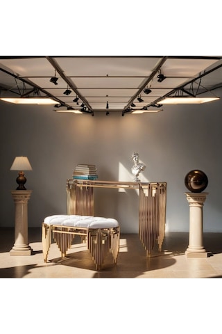 Ekgconcept Piyano Model Gold Lüx Dresuar Ve Puf Lak Kaplama Paslanmaz Kararmaz Metal Gold