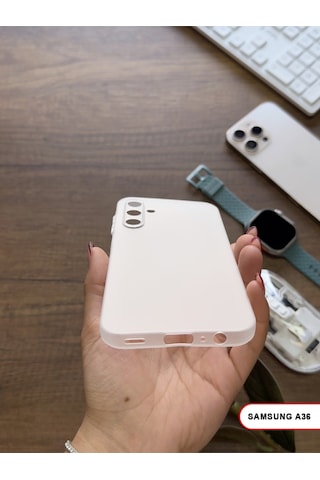 Samsung Galaxy A36 Uyumlu Süper İnce Mat Ultra Thin Silikon Kılıf Beyaz