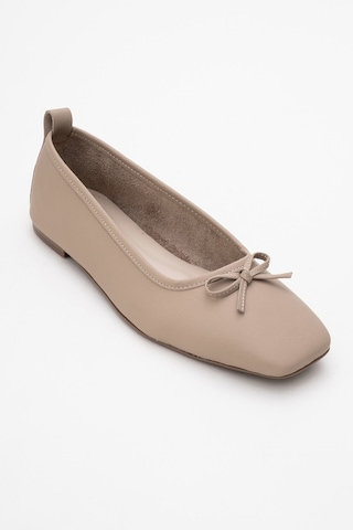 Luvishoes Luvi Shoes Sosa Bej Cilt Hakiki Deri Küt Burunlu Fiyonklu Kadın Babet Ayakkabı Bej Cilt