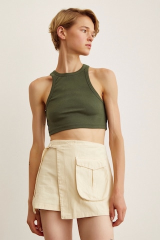 Never More Kemer Detaylı Şort Etek Krem