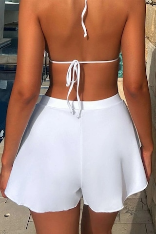 Angbutik Kadın Beyaz Yırtmaçlı Etek Görünümlü Şık Deniz Şortu