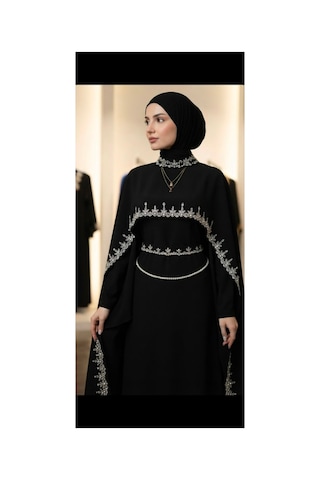 Nisa Pelerinli Şık Elbise - 3'lü Kombin Kemerli Siyah Siyah