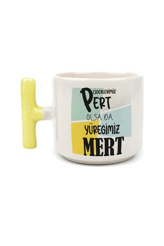Ciğerlerimiz Pert Olsa Da Yüreğimiz Mert Baskılı Sarı Kulplu T Kupa