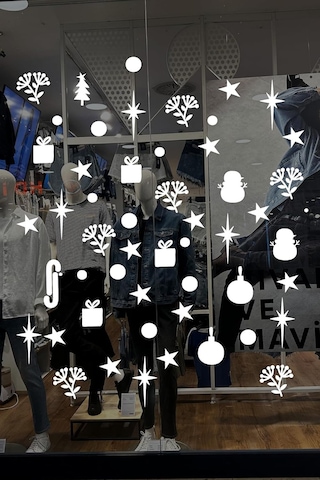 Yılbaşı Vitrin Süsü, Çiçek Ve Yıldız Temalı Hediye Paketi Desenli Cam Duvar Sticker, Yılbaşı Ev Vitrin Stic Çok Renkli