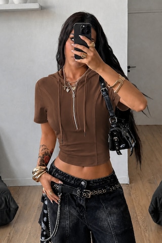 Tarz Cool Kapüşonlu Crop Tişört Fermuarlı Kısa Kollu Kadın Üst Body Kahverengi