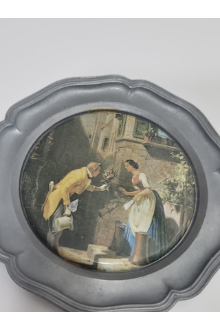 Vintage Zınn Çerçeveli Dekoratif Der Ewige Hochzeiter Temalı Duvar Tabağı 10cm 002