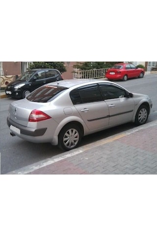 Renault Megane 2 Sedan Cam Rüzgarlığı Parlak Siyah