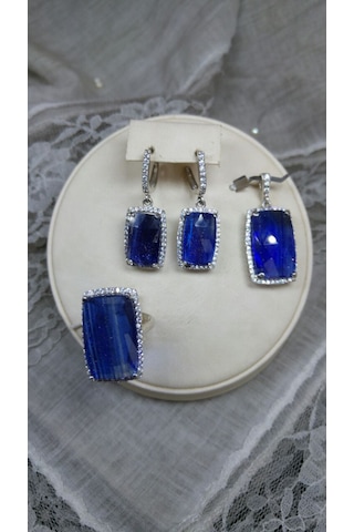 Ay Taşı Ve Zirkon Kaplamalı Gümüş Set Beyaz