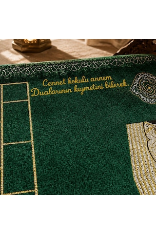 Bk Gift Kişiye Özel Nakış İşlemeli Kabe Motifli Saçaklı Yeşil Renk Hediyelik Seccade