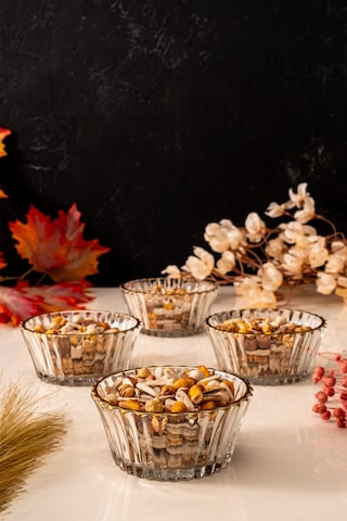 Mest 6 Adet Gold Cam Çerezlik Seti Şık Ve Zarif Sunumlar Için Altın Renk Cam Kaseler Gold