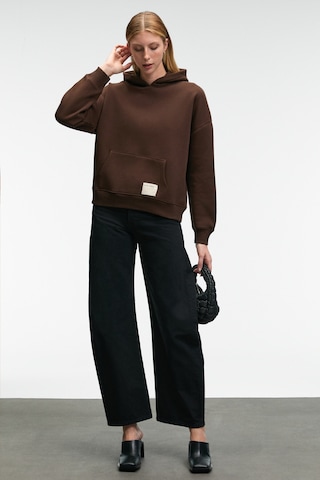 ETHIQUET C ARIE Kadın Organik Pamuklu Oversize Kanguru Cepli Kapüşonlu Kahverengi Sweatshirt