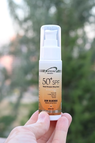 Ozon Aktif Güneş Koruyucu Sprey SPF50+ 50 ML