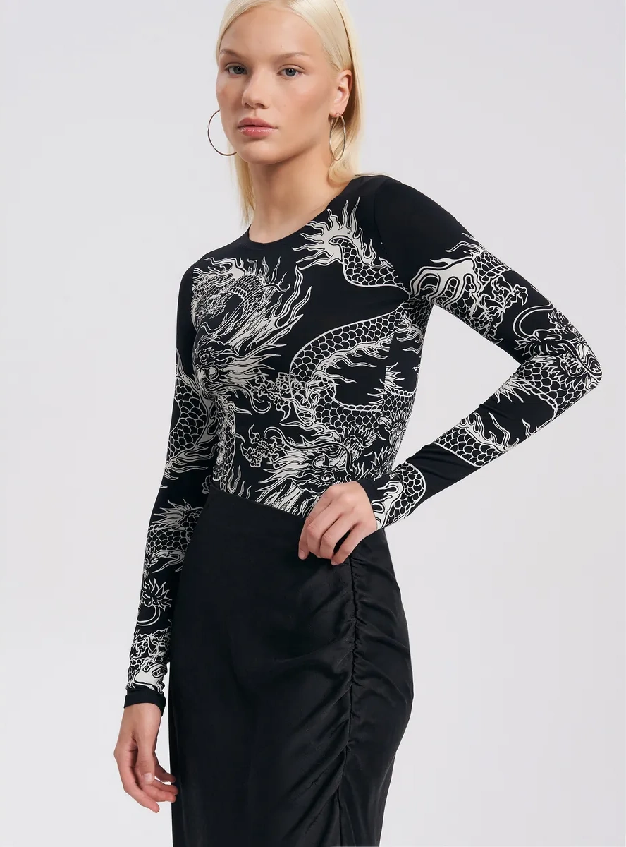 Tvoe Uçan Ejderha Baskılı Uzun Kollu Body 175917878 Siyah
