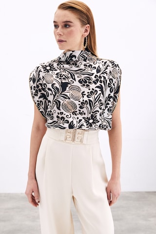 Sateen Aksesuarlı Yarasa Kol Bluz - Siyah-135760 Siyah