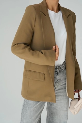 Defymoda Astarı Çizgili Ceket - Vizon VIZON