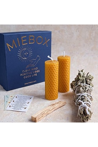 Miebox Arınma Seti 1 Adet Palo Santo Tütsü + 2 Adet Balmumu Mum + 1 Demet Adaçayı Tütsüsü Acı Kahverengi