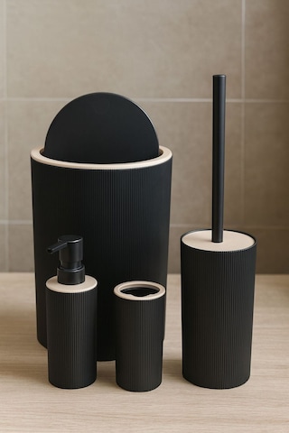 Quardi Banyo Seti Modern Çizgili - 7 Litre Kova 4 Parça Banyo Çöp Kovası Seti Siyah Quardi Banyo Seti Modern Çizgili - 7 Litre Kova 4 Parça Banyo Çöp Kovası Seti Siyah