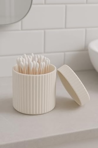 3'lü Banyo Düzenleyici Seti Toka Kutusu Pamukluk Makyaj Ve Kulak Çubuğu Kutusu Organizeri Krem Renkli Çizgili Mat Yüzey Açık Ahşap