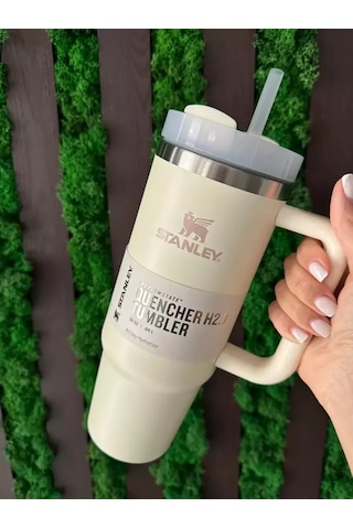Stanley Stanley Pipetli Termos Büyük Çok Kullanımlı Bardak 305603696 Beyaz