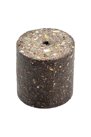 6-8 Saat Dayanıklı Süper Sazan Yemi - Delikli Küspe - Ayçiçek - Silindir - 1 Kg Paket