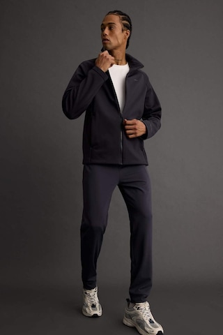 Defacto Defactofit Su İtici Slim Fit Dar Kesim Fermuarlı Softshell Yağmurluk E9495ax25auar214 Antrasit