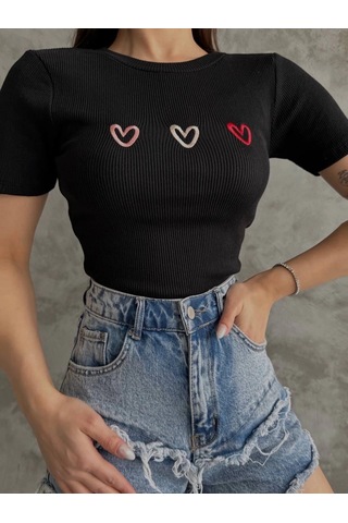 Defymoda Üçlü Kalp Nakışlı Bluz Siyah
