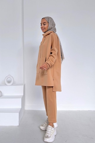 Kahijab Kanguru Cep Scuba Takım - Camel