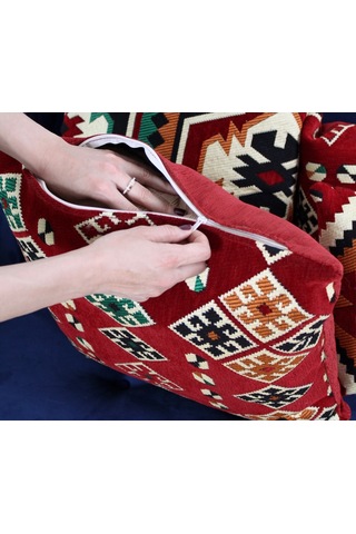 Lorence Home / Esmeli Kilim Kırlent - Lidya